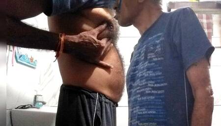 Played by pressing my nipples hard in the bathroom