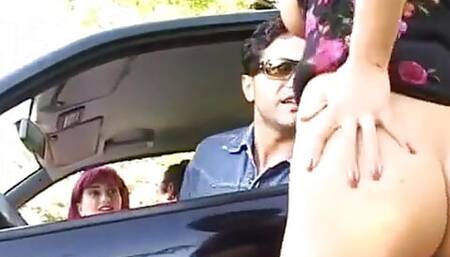 It is on the roof that we enjoy the most! (italian movie)