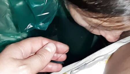 A stranger asked me to wait out the rain in my barn and as a sign of gratitude she brought me to orgasm - Lesbian-illusion