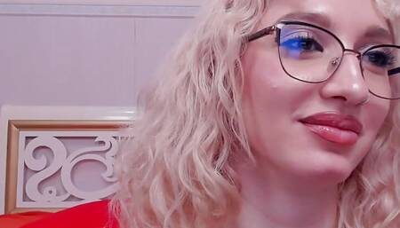I like generous men. passion. Intelligence. I like when there is something to talk