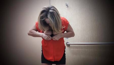 Little Linda Heads Back to Kohl's. This Video Is for the Management Team. Please Enjoy
