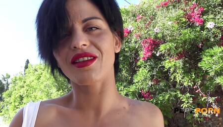 The Hot Mature Neighbour You'd Love to Have! Natali Quinn's Big Boobs for You to Enjoy