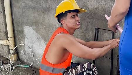 I seduce maintenance guy Angel Cruz and he fucks me when my husband is not at home.