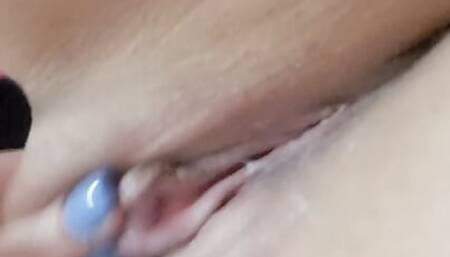 my tight pussy cum in the morning