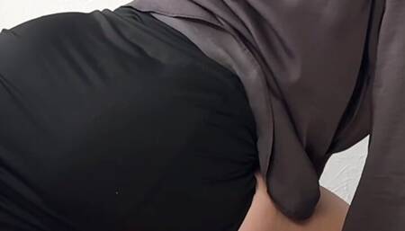 sexy tight skirt juicy ass