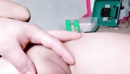 WATCHING PORN WITH MY STEPDAUGHTER VIRGIN PUSSY