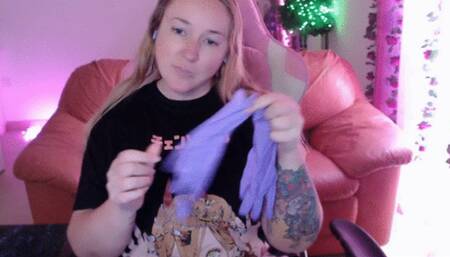 play with my hairy pussy in latex gloves