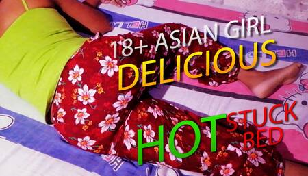 18+ Asian Wife Need Some Fun From Stuck On The Bed