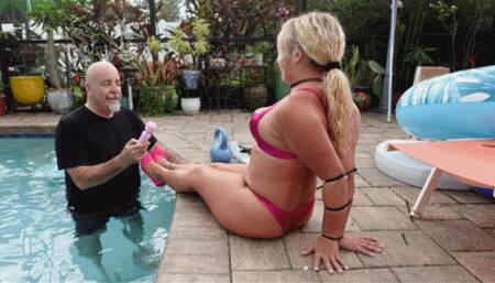 Busty blonde bimbo loves her breast bound water bound orgasms (WMV HD 8000kbps)