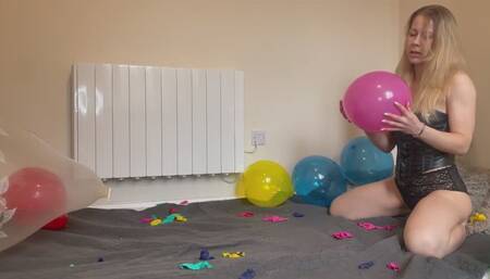 HOT N SEXY BOUNCE 2 POP ON MY MULTICOLOUR BALLOON COLLECTION