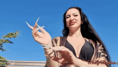 Extreme Stiletto Nails Worship In the Sunshine