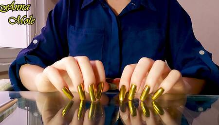 Tapping Nails Golden Nails