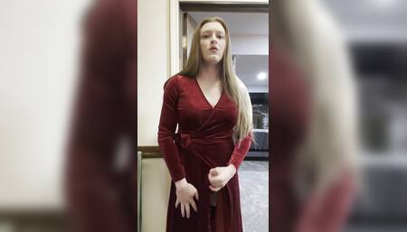 Hot Crossdresser Masturbates to Herself in the Mirror