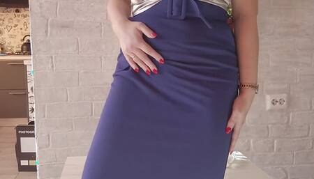 Curly Haired Brunette Masturbating on Camera