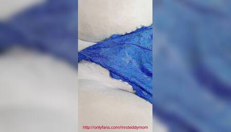 Horny MILF With Tight Pussy Playing Dildo