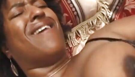 Mature BBW Lady Ebony Charm Invites Young Plump Hottietaresha to Have Some Fun with Double Sided Dildo