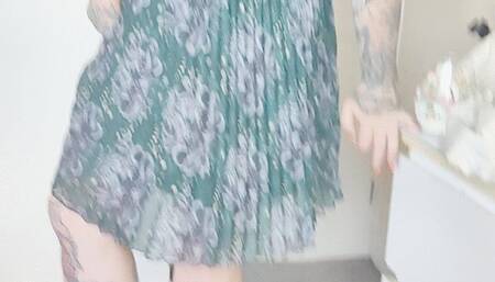 Giantess Jayne crushes a Pontiac Firebird in chunky sandals toy car crush full body view