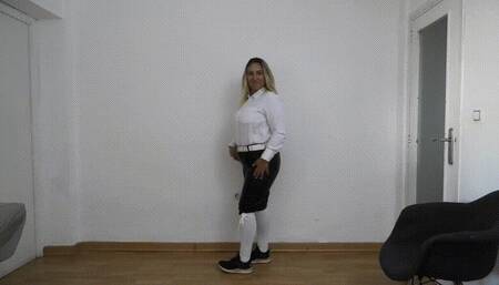 Hip thrusting during dance ORDER c