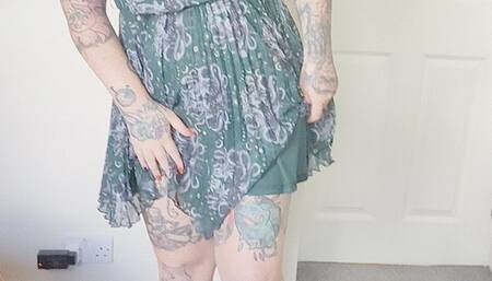 Giantess Jayne crushes an Audi Rally car in chunky sandals toy car crush full body view