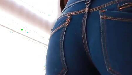 Homemade Big Booty Latina Fingered and Playing with Pussy