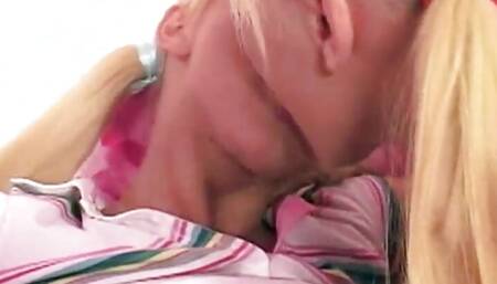 Lil Lexy Lesbian Fuck and Orgasm