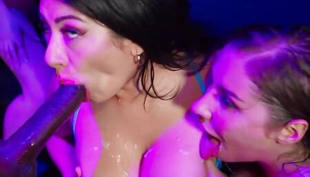 In the VIP Club Heat Reality Kings