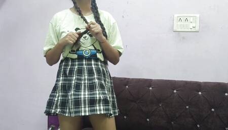 Sexy saniya bhabhi ko Fingering karte dekh liya