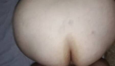 Horny tight milf pussy is so tight that no cum can come out of it.