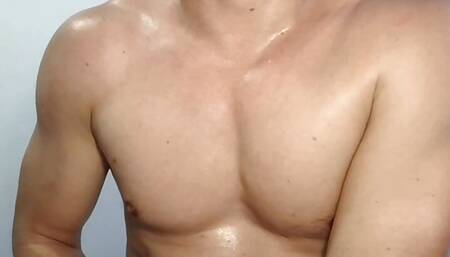 Bearded Jock Shows Off His Hairy Hole During Workout