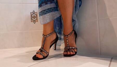 Amateur Blonde Wife Enjoys Evening Sex Games