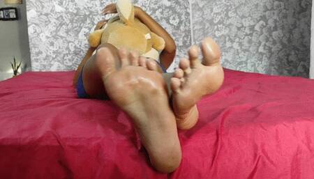 New beautiful and wrinkled soles of feet (5)