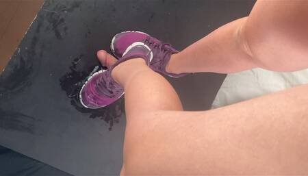 A Shoejob in Nike Free Sneakers - CBT, Full Bodyweight Cockctrampling and spitting until he explodes on my well worn Nike Free Sneakers - doublcam edit for Sneaker fetishists - 4k Quality