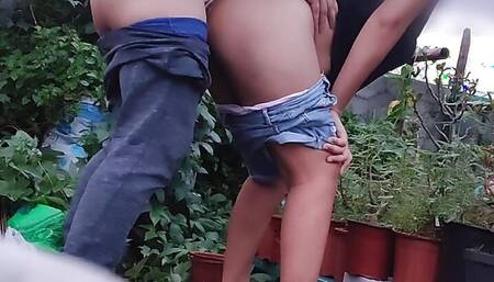 PINAY MILF FUCK OUTDOOR BY GARDENER AFTER WORKING