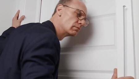 TWINKPOP - Maverick Sun Sucks Construction Worker Paul Wagner's Cock Under The Sink, So They Don't Get Caught