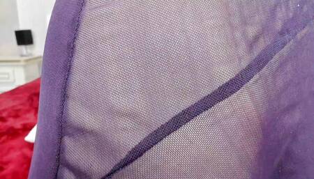 Sultry Blonde Beauty Steals the Show