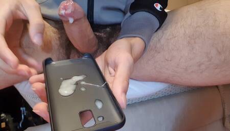 I filled my phone case with cum