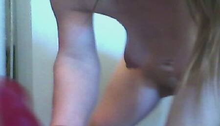 Midget Love Oils Up, Needing to be Creamed