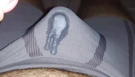 Solo mastrubation with two vibrators cum at the same time in underware