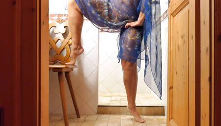 Amateur Blonde Mature Wife Selena Enjoys Some Sex Games