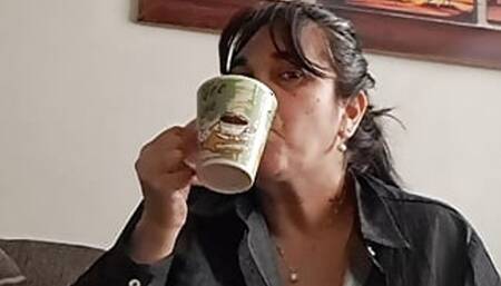 My son's friend turns me on, he likes to watch me masturbate, I want his cock