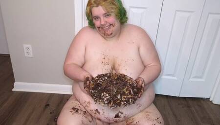 Fat Messy Cake Feederism
