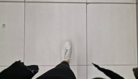 The weight of embarrassment farts in the public shop 4K