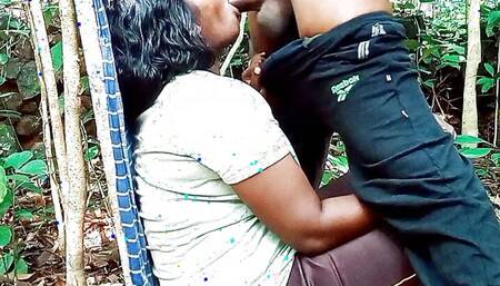 Couple Deephroat Her Mouth In Outdoor With Boyfriend