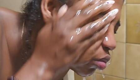 Beautiful Ebony Makes Its Toilet