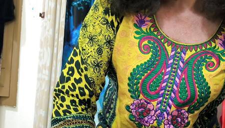 Shameless MILF webcam sex video