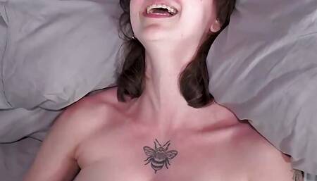 Teeny Taboo - Sunny Daze Milks Seth Brogan's Dick!