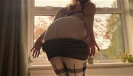 Stripping & Getting Up Close with my Tights and Pussy