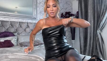 Shiny Leather And Pantyhose Cock Riding