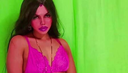 Indian Bhabhi Priyanka was fucked hard by photographer in between a saree photoshoot.