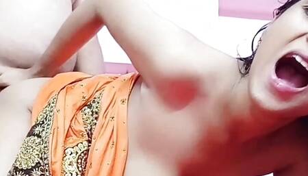 Desi saree bhabhi is with her best friend at home